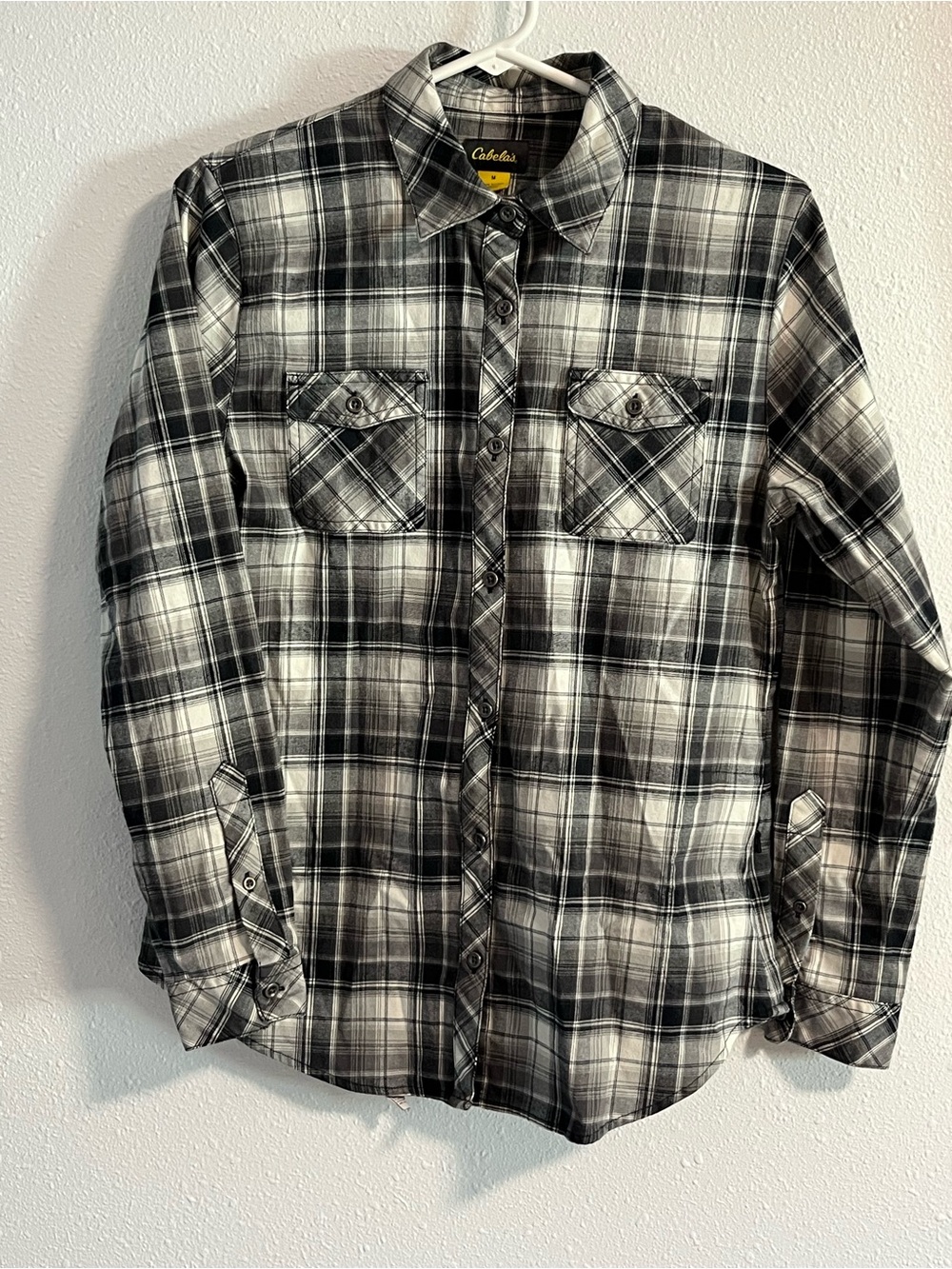 Cabela's Black and White Plaid Button-Front Shirt Size Medium